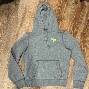 Men’s Abercrombie & Fitch hooded sweatshirt